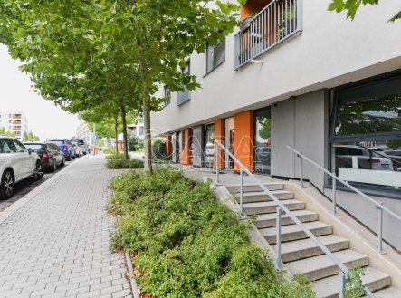 Pronájem obchodní prostory, 34 m²