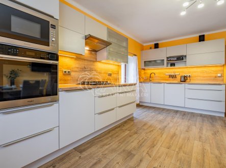 Prodej domu/vily, 320 m²