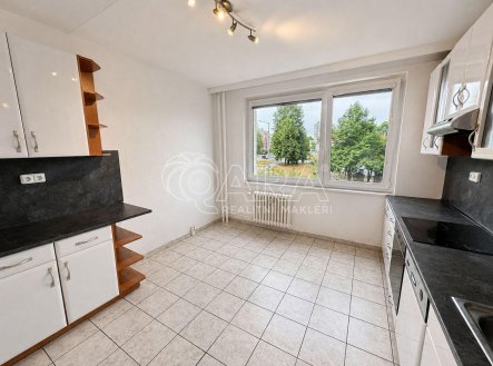 Pronájem bytu, 3+1, 77 m²