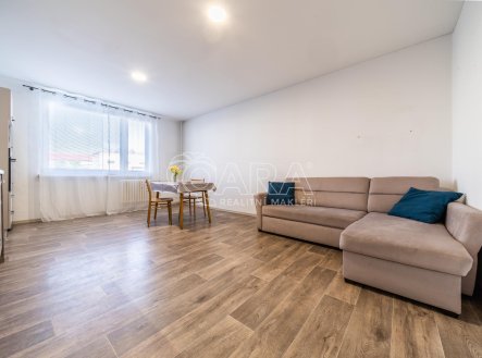Pronájem bytu, 2+1, 69 m²