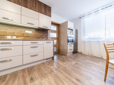 Pronájem bytu, 2+1, 69 m²