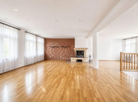 Pronájem bytu, 5+kk, 200 m²