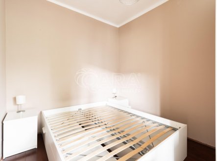 Pronájem bytu, 2+kk, 48 m²
