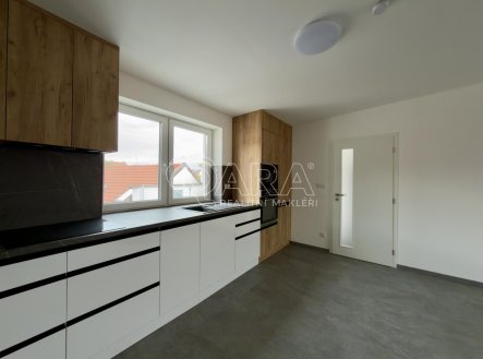 Prodej bytu, 2+kk, 90,4 m²