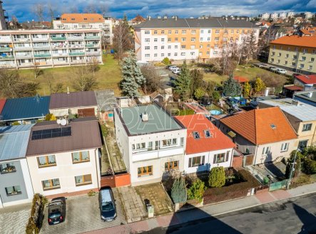 Pronájem domu/vily, 145 m² obrázek