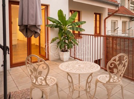 Pronájem bytu, 2+kk, 69,4 m²