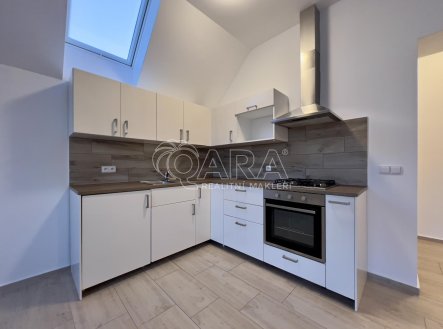 Pronájem bytu, 1+kk, 40 m²