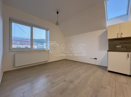Pronájem bytu, 1+kk, 40 m²