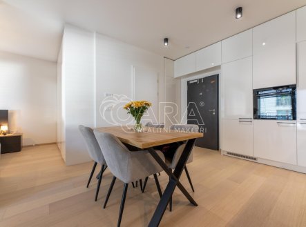 Pronájem bytu, 1+kk, 44,9 m²