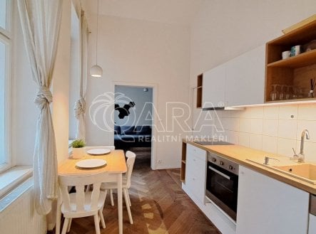 Pronájem bytu, 2+1, 58 m²