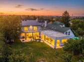 Prodej domu/vily, 328 m²