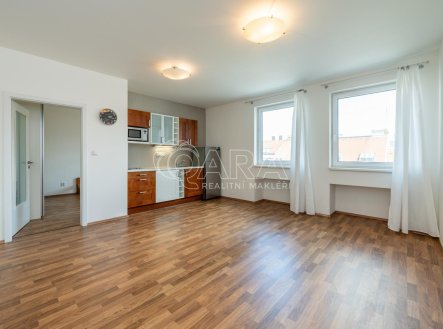 Pronájem bytu, 2+kk, 50 m²
