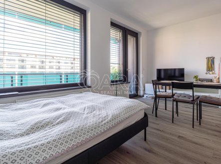 Pronájem bytu, 1+kk, 33,4 m²