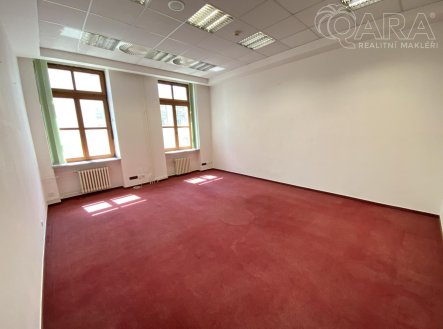 Pronájem kanceláře, 111,1 m²