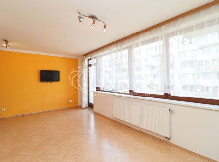 Pronájem bytu, 1+kk, 42 m²