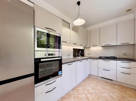 Pronájem bytu, 2+kk, 52 m²