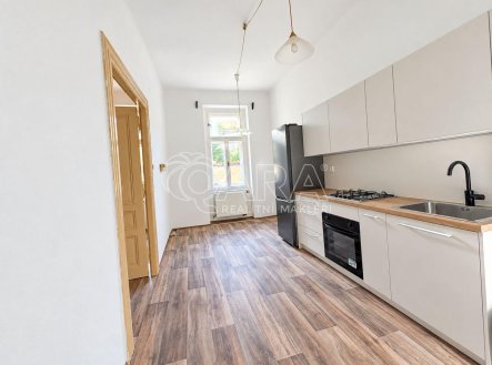 Pronájem bytu, 4+1, 103 m²