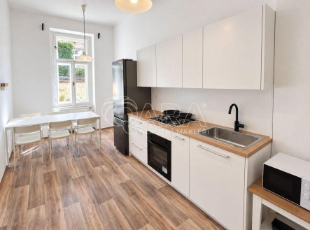 Pronájem bytu, 4+1, 103 m²
