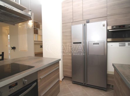 Pronájem bytu, 3+kk, 73 m²