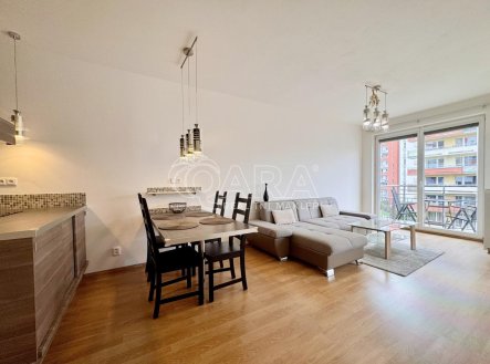 Pronájem bytu, 3+kk, 73 m²