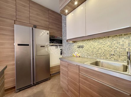 Pronájem bytu, 3+kk, 73 m²