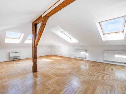 Pronájem kanceláře, 184 m²