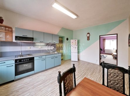 Byt 2 kuchyň.JPG | Prodej - dům/vila, 287 m²