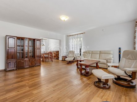 Prodej domu/vily, 307 m²