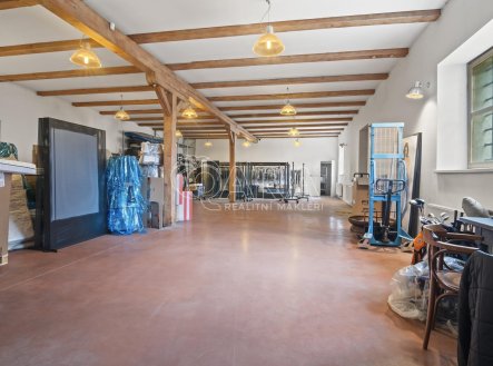Pronájem komerčního objektu, jiný, 470 m²