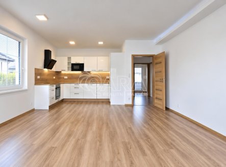 Pronájem domu/vily, 80 m²