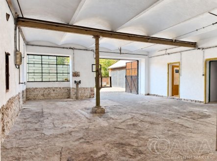 Pronájem výrobní prostory, 140 m²