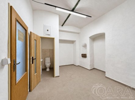Pronájem výrobní prostory, 140 m²