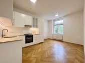 Pronájem bytu, 2+kk, 41 m²