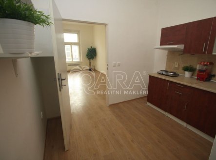 Pronájem bytu, 1+kk, 29 m²