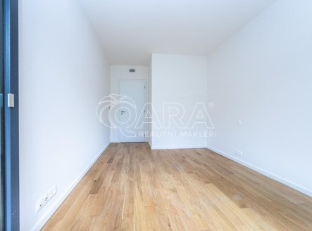 MH7_0380 | Pronájem bytu, 2+kk, 123,4 m²