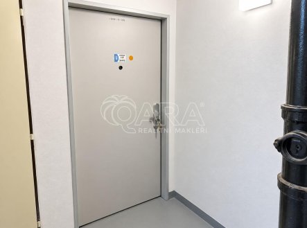ChatGPT Image 19. 9. 2026 18_53_55 | Prodej - skladovací prostor, 24,3 m²