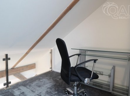 Pronájem bytu, 2+kk, 80 m²