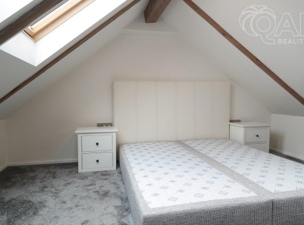 Pronájem bytu, 2+kk, 80 m²