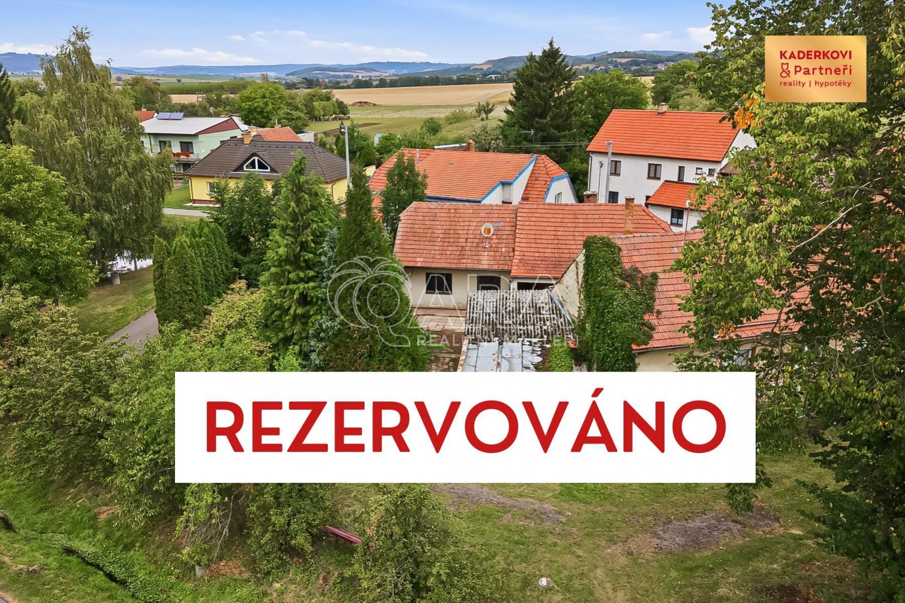 rezervováno