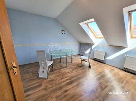 Pronájem bytu, 2+1, 50 m²