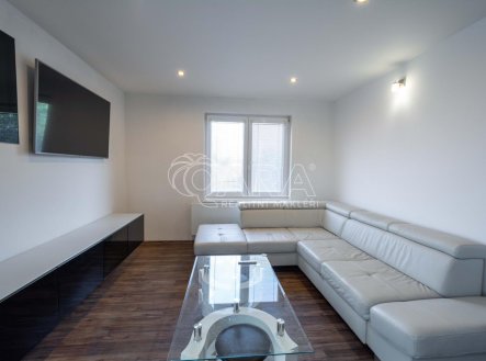 Pronájem bytu, 3+1, 71,4 m²