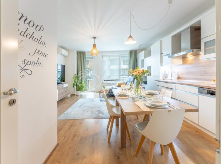 Prodej bytu, 3+kk, 79 m²