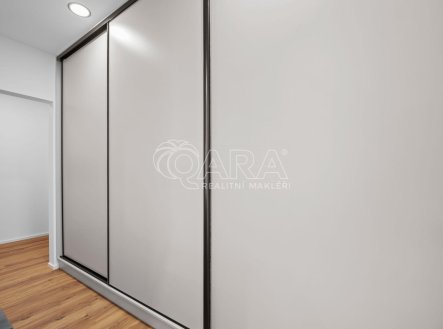 Prodej bytu, 2+1, 43,7 m²