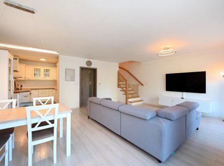 Pronájem domu/vily, 130 m²