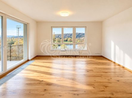 Pronájem bytu, 3+kk, 94 m²