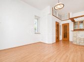 Pronájem bytu, garsoniéra, 28 m²