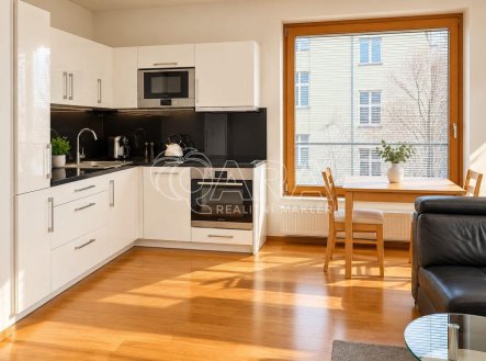 Pronájem bytu, 2+kk, 57 m²