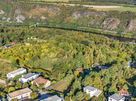 Prodej pozemku pro bydlení, 2 115 m²