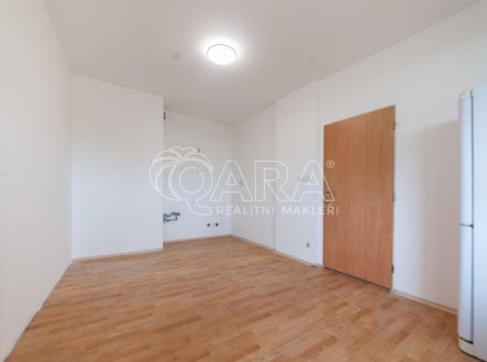 Pronájem bytu, 3+kk, 76 m²