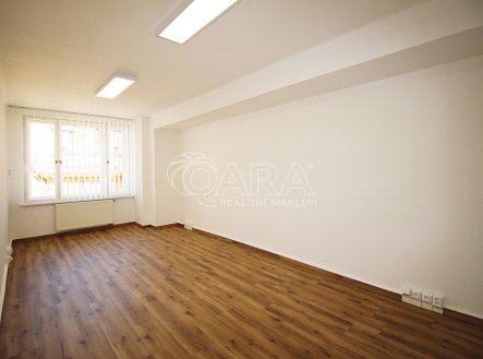Pronájem kanceláře, 51 m²
